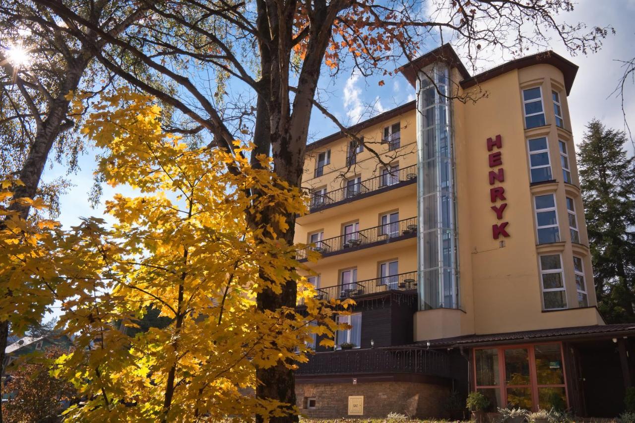 Pensjonat Henryk Krynica Zdroj Exterior photo